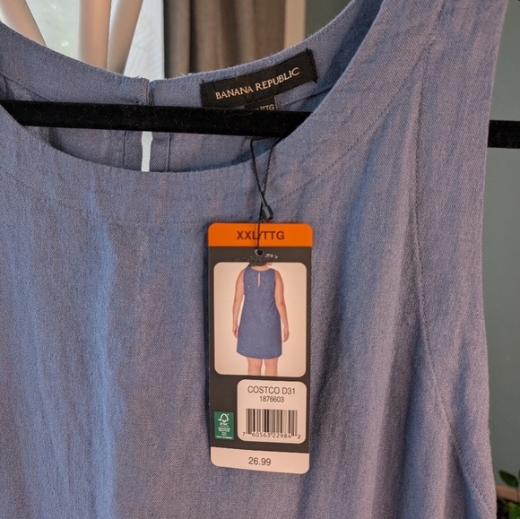 75.Banana Republic‎ Light Blue Tank Top - Picture 2 of 3